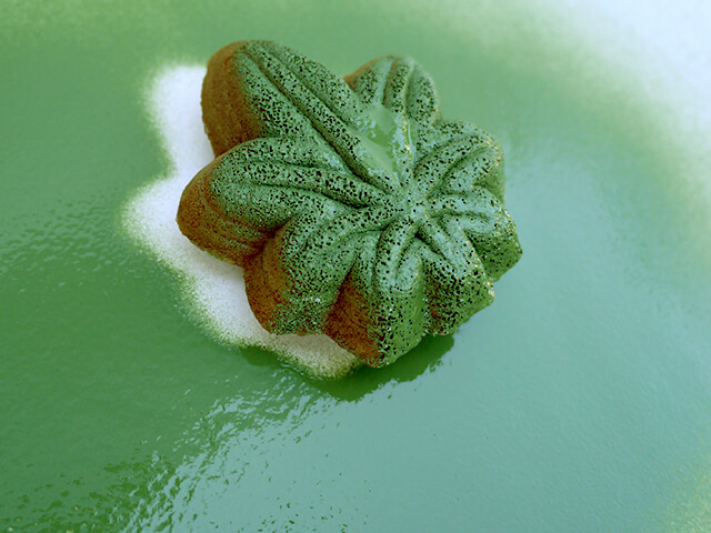 Photographing elements for the Cannabis-Shaped Sweet Buns series