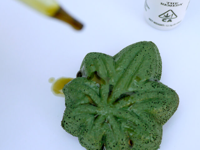 Photographing elements for the Cannabis-Shaped Sweet Buns series