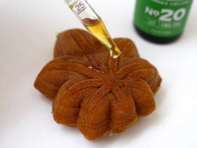 Photographing elements for the Cannabis-Shaped Sweet Buns series