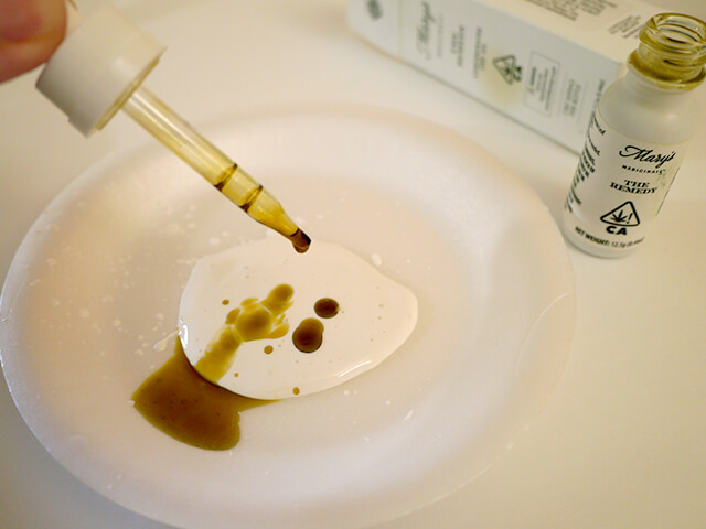 Photographing elements for the Cannabis-Shaped Sweet Buns series