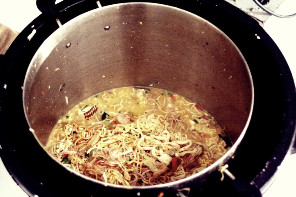 Making of Cup Noodles Waterfall series