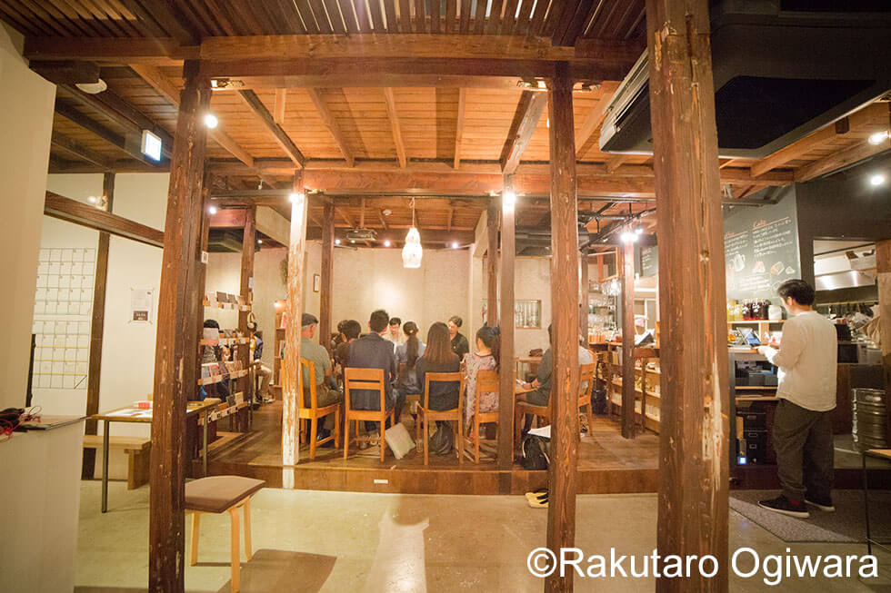 新宅睦仁個展「カップヌードルの滝」@HAGISOの展示風景