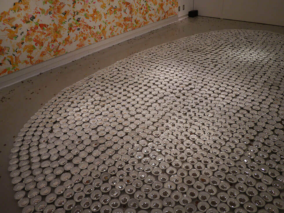 新宅睦仁個展「コンビニ弁当の山」@CCC(静岡市クリエーター支援センター)の展示風景