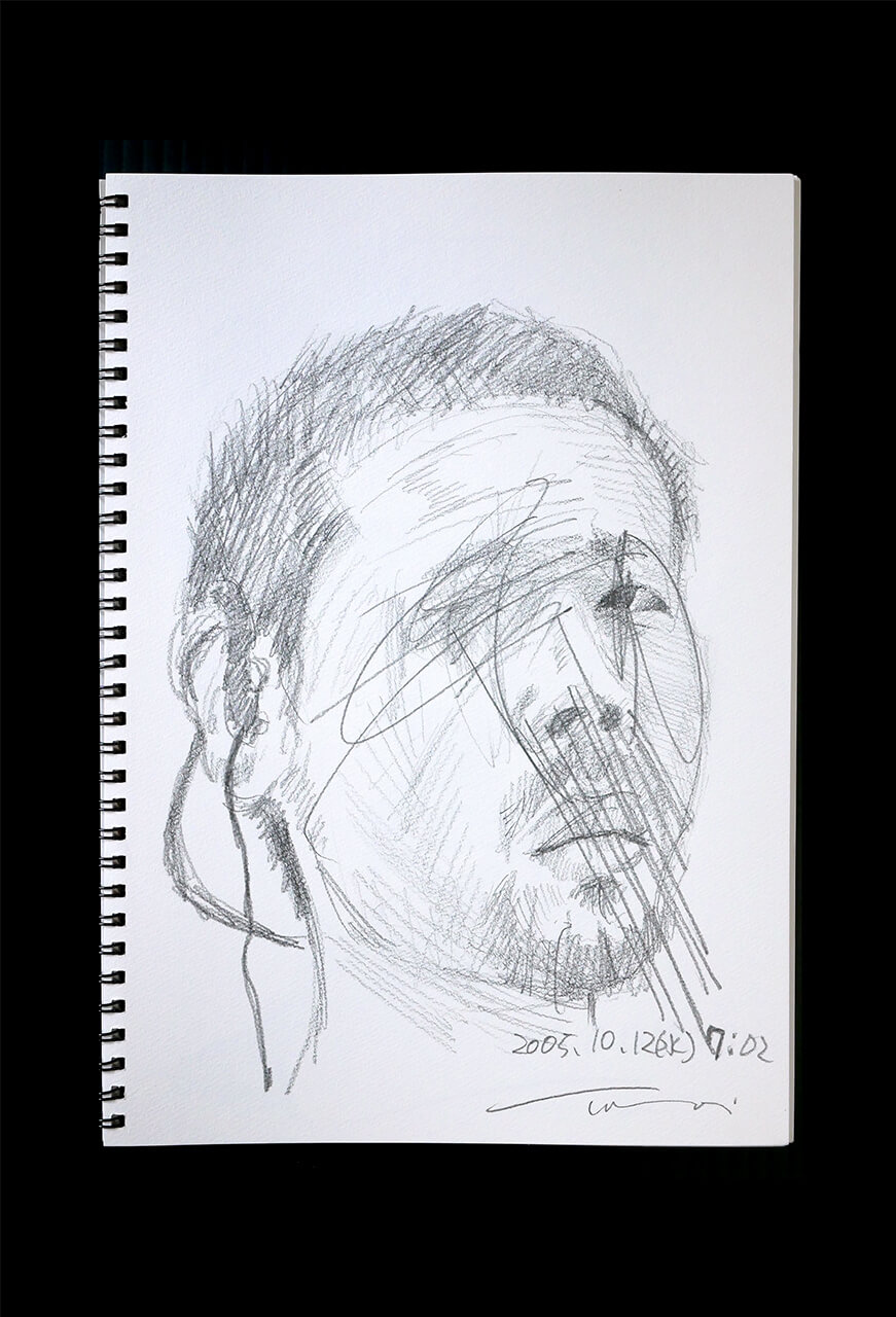 現代美術家の新宅睦仁(シンタクトモニ)の2005年10月12日の自画像/鉛筆ドローイング