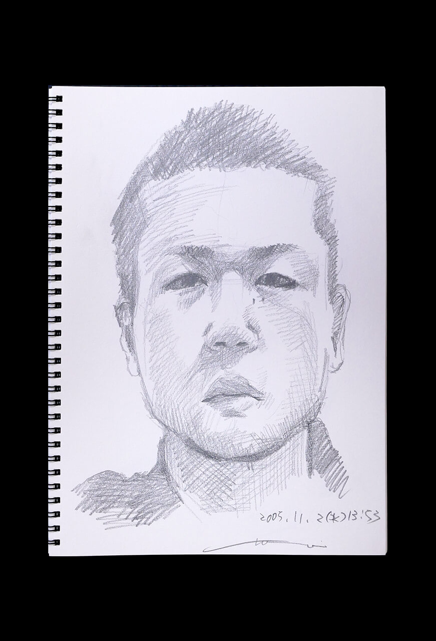 現代美術家の新宅睦仁(シンタクトモニ)の2005年11月2日の自画像/鉛筆ドローイング