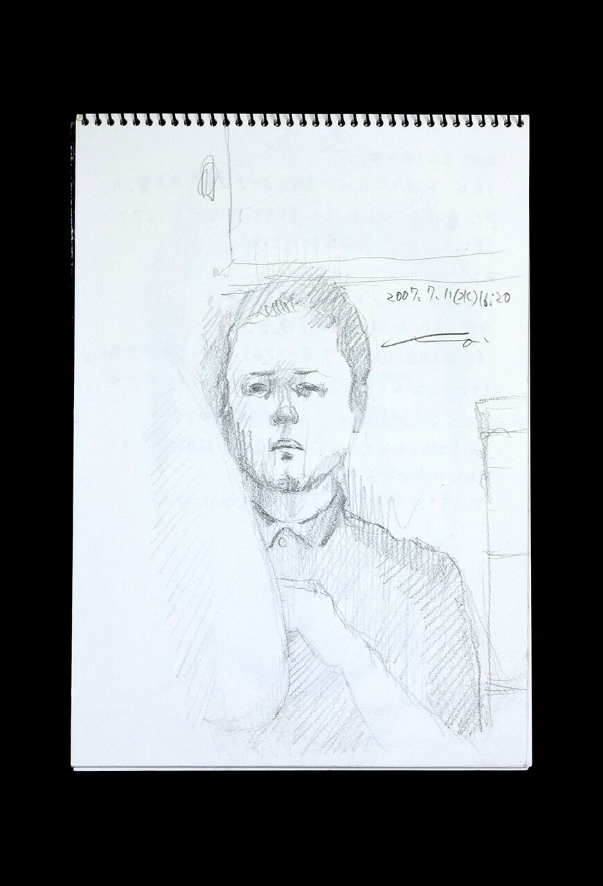 現代美術家の新宅睦仁(シンタクトモニ)の2007年7月11日の自画像/鉛筆ドローイング