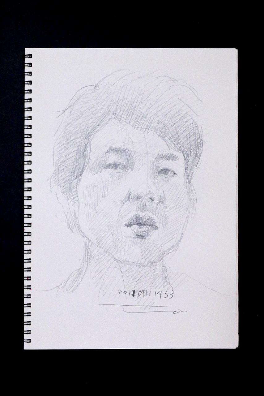 現代美術家の新宅睦仁(シンタクトモニ)の2011年9月11日の自画像/鉛筆ドローイング