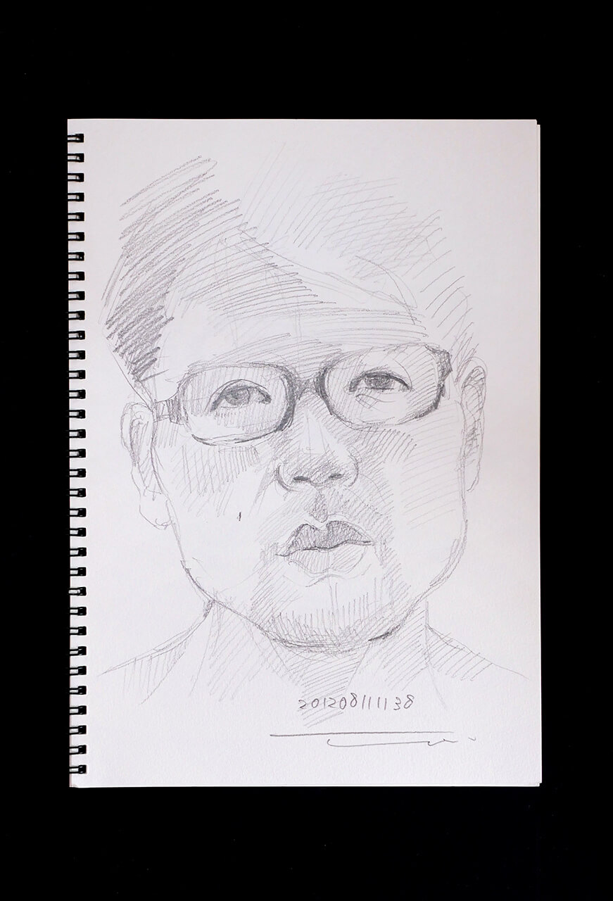 現代美術家の新宅睦仁(シンタクトモニ)の2012年8月11日の自画像/鉛筆ドローイング