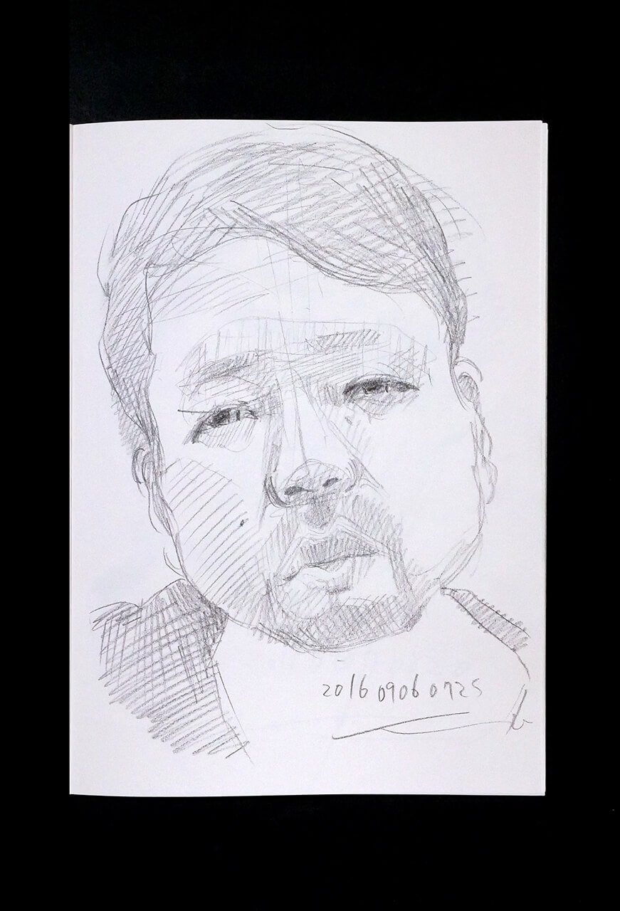 現代美術家の新宅睦仁(シンタクトモニ)の2016年9月6日の自画像/鉛筆ドローイング
