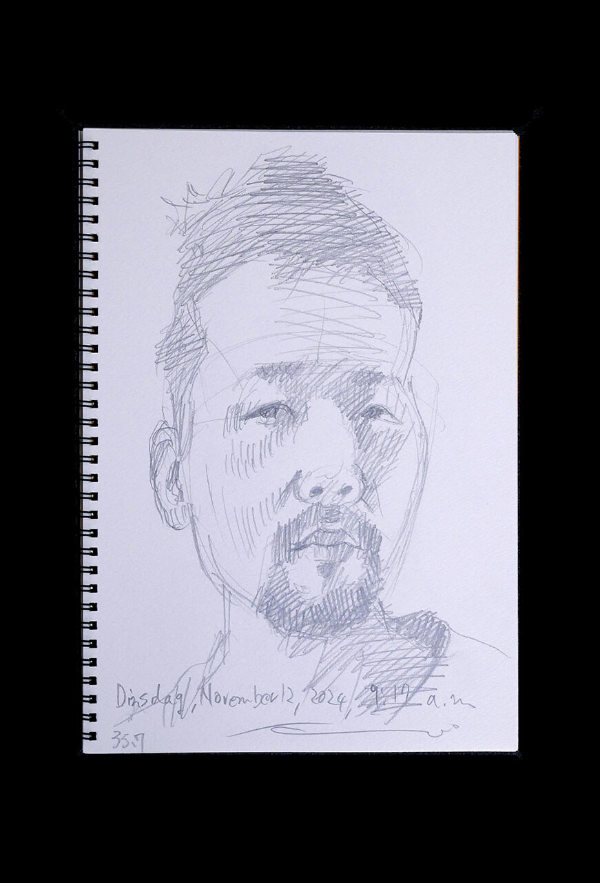 現代美術家の新宅睦仁(シンタクトモニ)の2024年11月12日の自画像/鉛筆ドローイング