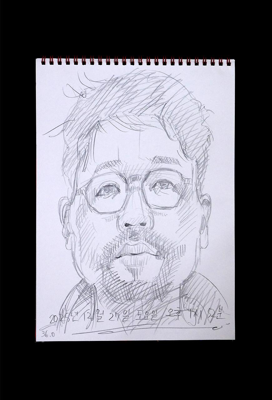 Contemporary artist SHINTAKU Tomoni's 2025/12/27 Self-portrait or pencil drawing